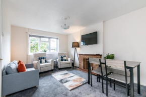 2-Bedroom Bungalow in Beeston, Great Location